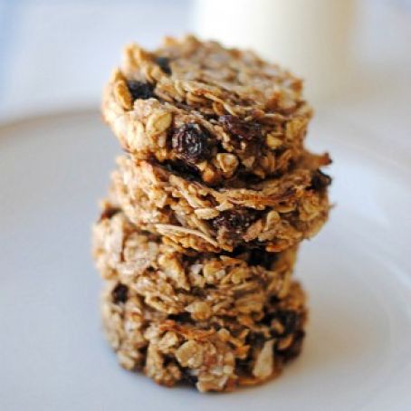 Guilt-free oatmeal raisin cookies