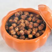 Pumpkin Spice Roasted Chickpeas