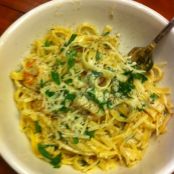 Shrimp with Garlic Cream Sauce Over Linguine