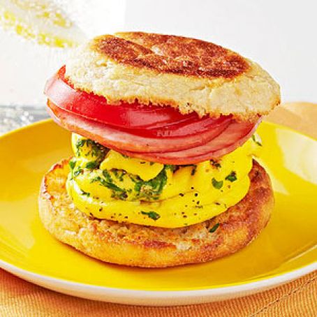300-Calorie Bacon-and-Egg Sandwich