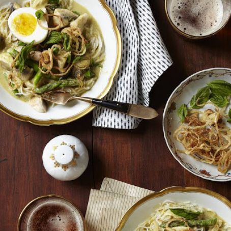 Green Curry with Asparagus & Mushrooms
