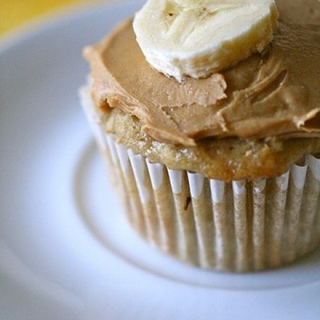 Peanut Butter Banana Oatmeal Muffins