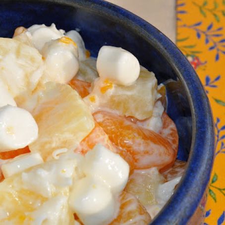 Orange pineapple fluff salad