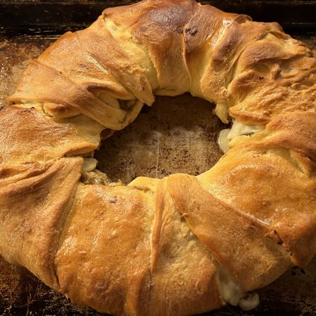 Chicken Club Brunch Ring (Pampered Chef)