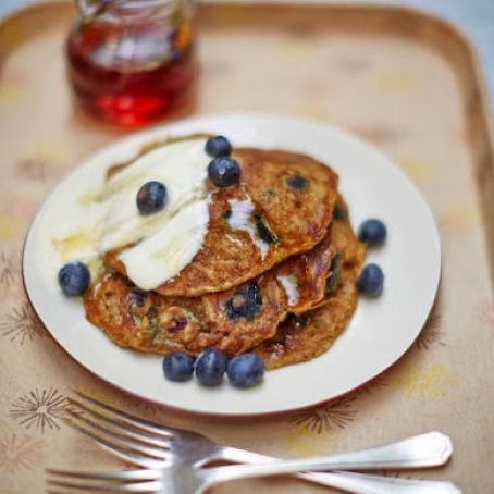 Vegan blueberry pancakes