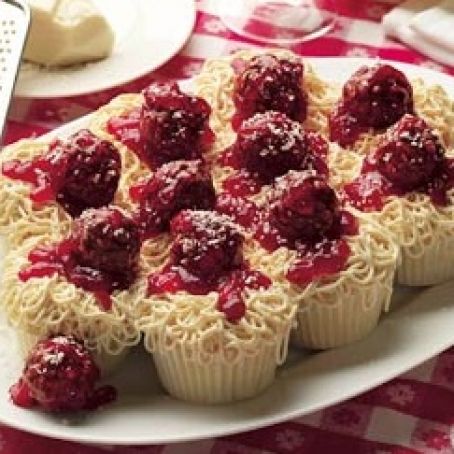 Spaghetti and Meatball Cupcakes