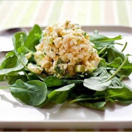 EGG, HERB & ARUGULA SALAD