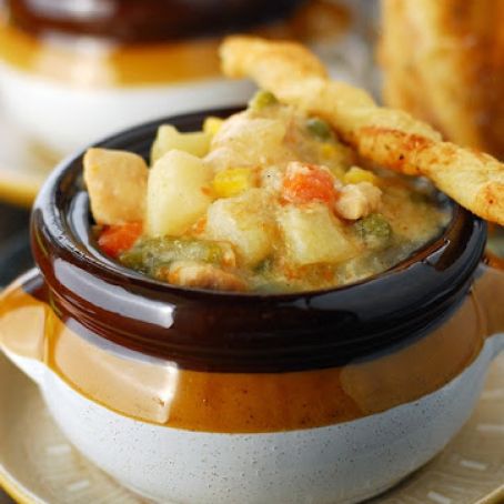 Slow Cooker Chicken Pot Pie Soup