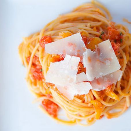 Crab Pasta and Tomato Sauce