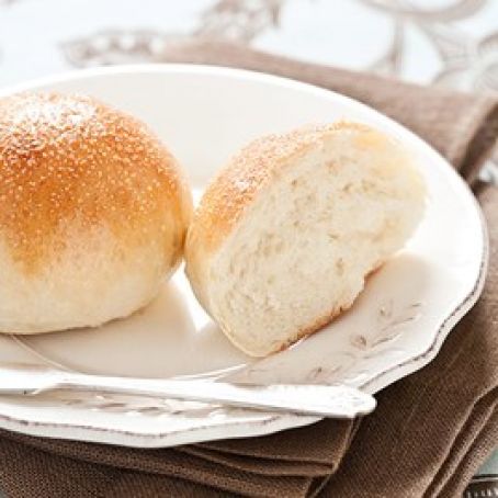 Soft and Chewy Dinner Rolls