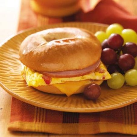 Dad's Quick Bagel Omelet Sandwich Recipe