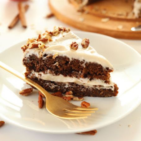 Apple Gingerbread Cake