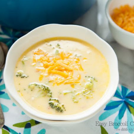 Easy Broccoli Cheddar Cheese Soup