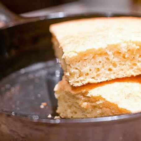 Southern Buttermilk Cornbread