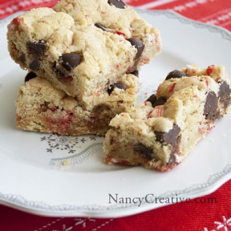 Dark Chocolate Peppermint Cookie Bars