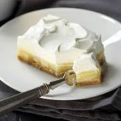 Triple Layer Banana Cream Pie Bars