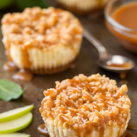 Caramel Apple Mini Cheesecakes with Streusel Topping