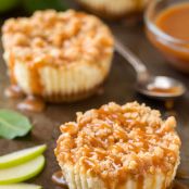 Caramel Apple Mini Cheesecakes with Streusel Topping