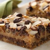 Chewy Chocolate Chip-Almond Bars