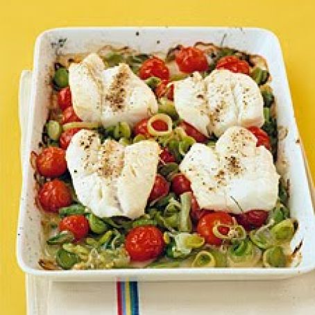 Cod With Leeks and Tomatoes