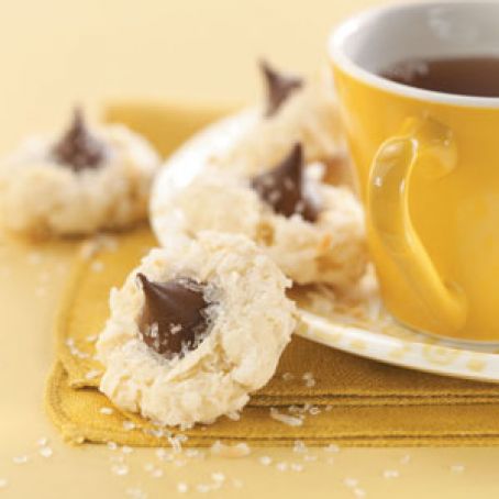 Homemade Macaroon Kisses Recipe