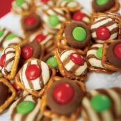 Holiday Pretzel Treats