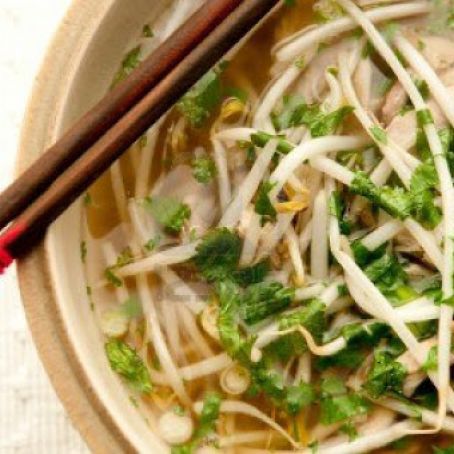 SOPA VIETNAMITA DE VERDURAS AL CURRY