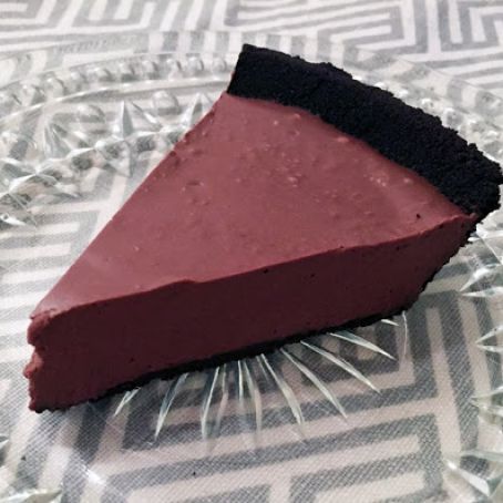 Moo-Less Chocolate Pie