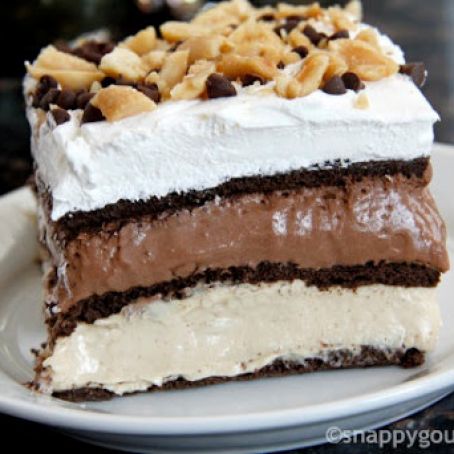 No-Bake Peanut Butter Chocolate Lasagna