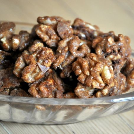 Crispy Sugared Walnuts