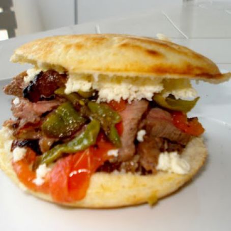 AREPA VENEZOLANA DE CARNE