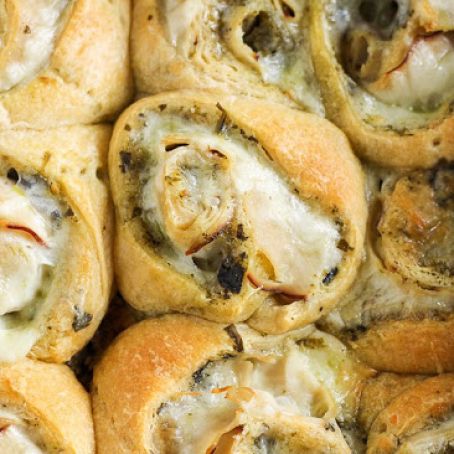 Cheesy Turkey Pesto Rolls