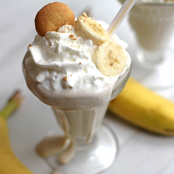 Skinny Banana Pudding Milkshakes