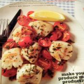 Scallops with Herbed Raw Tomato Sauce