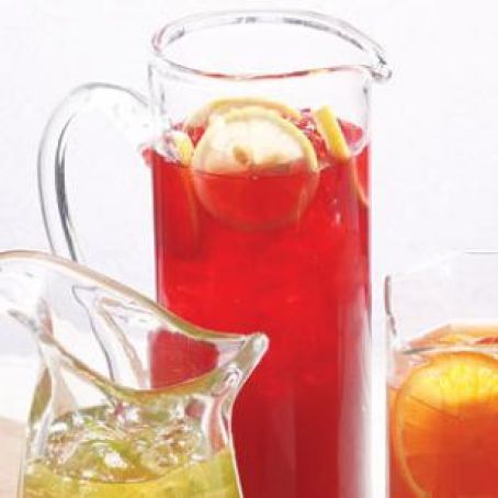 Hibiscus-Pomegranate Iced Tea Recipe | Eating Well