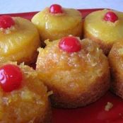 PINEAPPLE UPSIDE DOWN CUPCAKES!