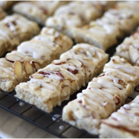Scandinavian Almond Bars - Gluten Free and not