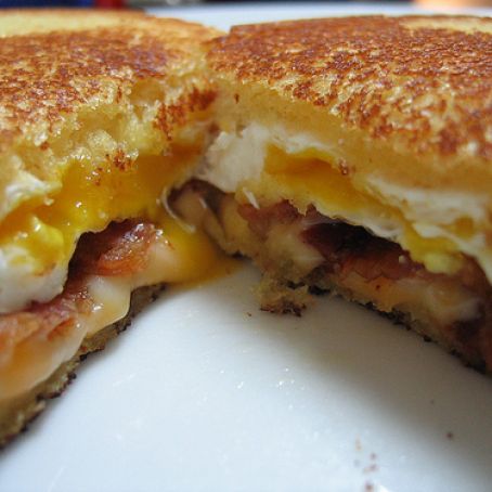 Grilled Cheese Sandwich with Bacon and Fried Egg