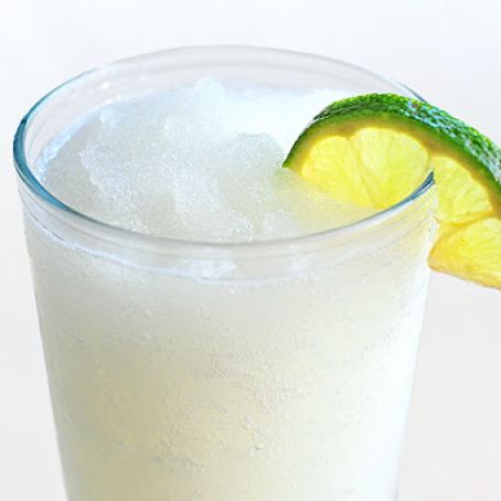 Smoothie: Frozen Coconut Limeade