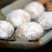 Chai Mexican Wedding Cookies