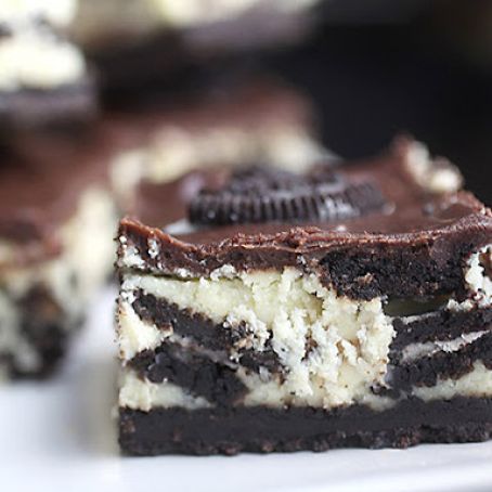 Bite Into Bakerella’s Cookies & Cream Cheesecake Bars