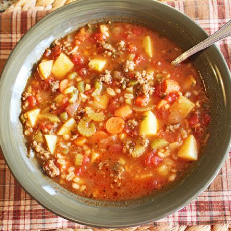 Hearty Sausage and Barley Soup –