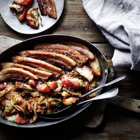 Roasted Apples and Bacon with Onions and Thyme (Æbleflæsk)