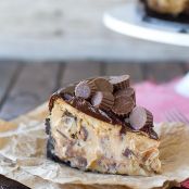 Reese’s Peanut Butter Cheesecake {Holiday Baking Blog Party}