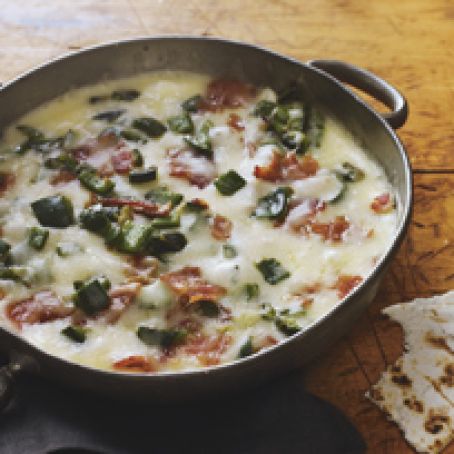 Bacon & Chile Queso Fundido