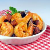 Shrimp with Cheesy Grits