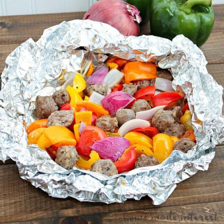 ITALIAN SAUSAGE AND PEPPER FOIL PACKETS