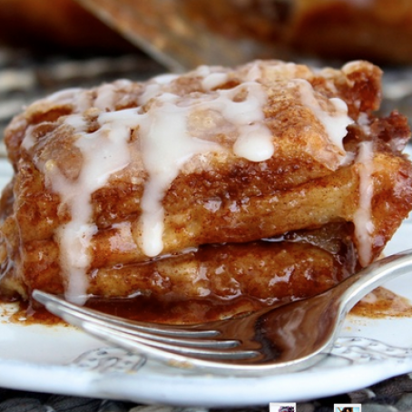 Cinnamon Roll Lasagna