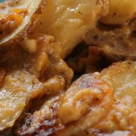 Pork Chops with Creamy Scalloped Potatoes