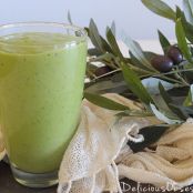 Creamy Coconut Avocado Smoothie Recipe (dairy free, Autoimmune Friendly)